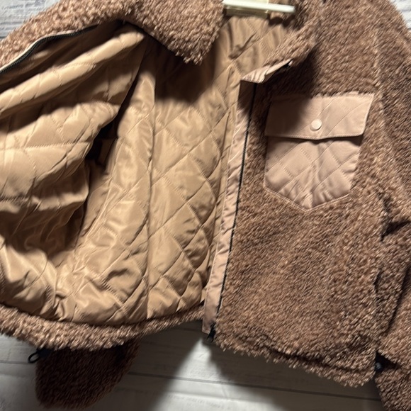 Garage jacket - Picture 5 of 6